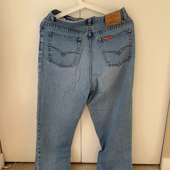 Vintage High Waisted Mom Jeans in 29 - Picture 6 of 10